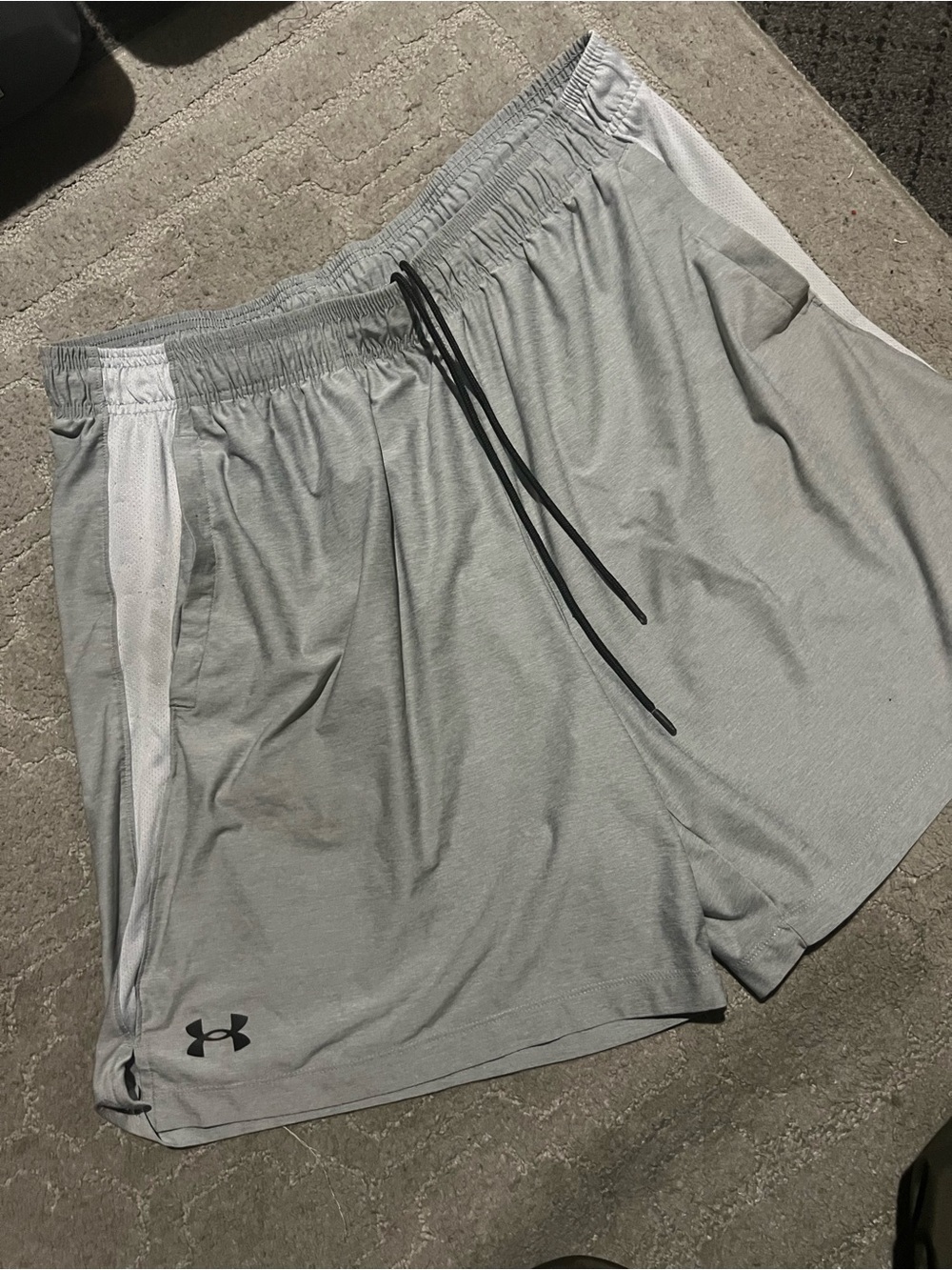 Under Armour Men’s Light Gray Athletic Shorts with White Side Panels